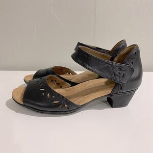 Rockport Cobb Hill  ankle strap sandal Black Leather Low Heel Sandal